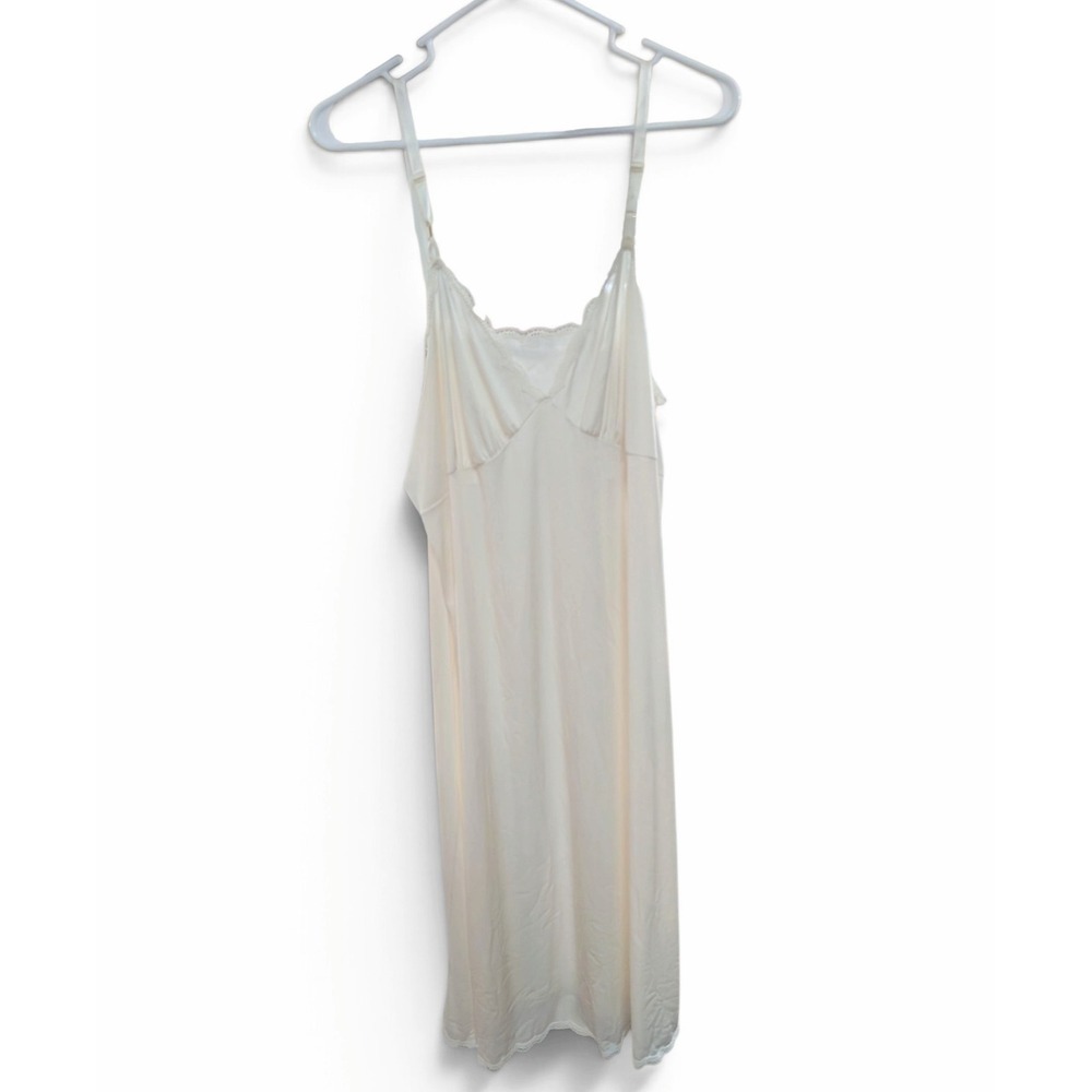 Vintage Shadowline Cream Full Slip Lace Trim Adjustable Straps Size 40